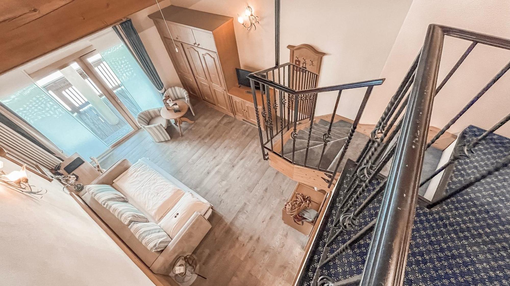 Hotel Flora Лівіньо Екстер'єр фото
