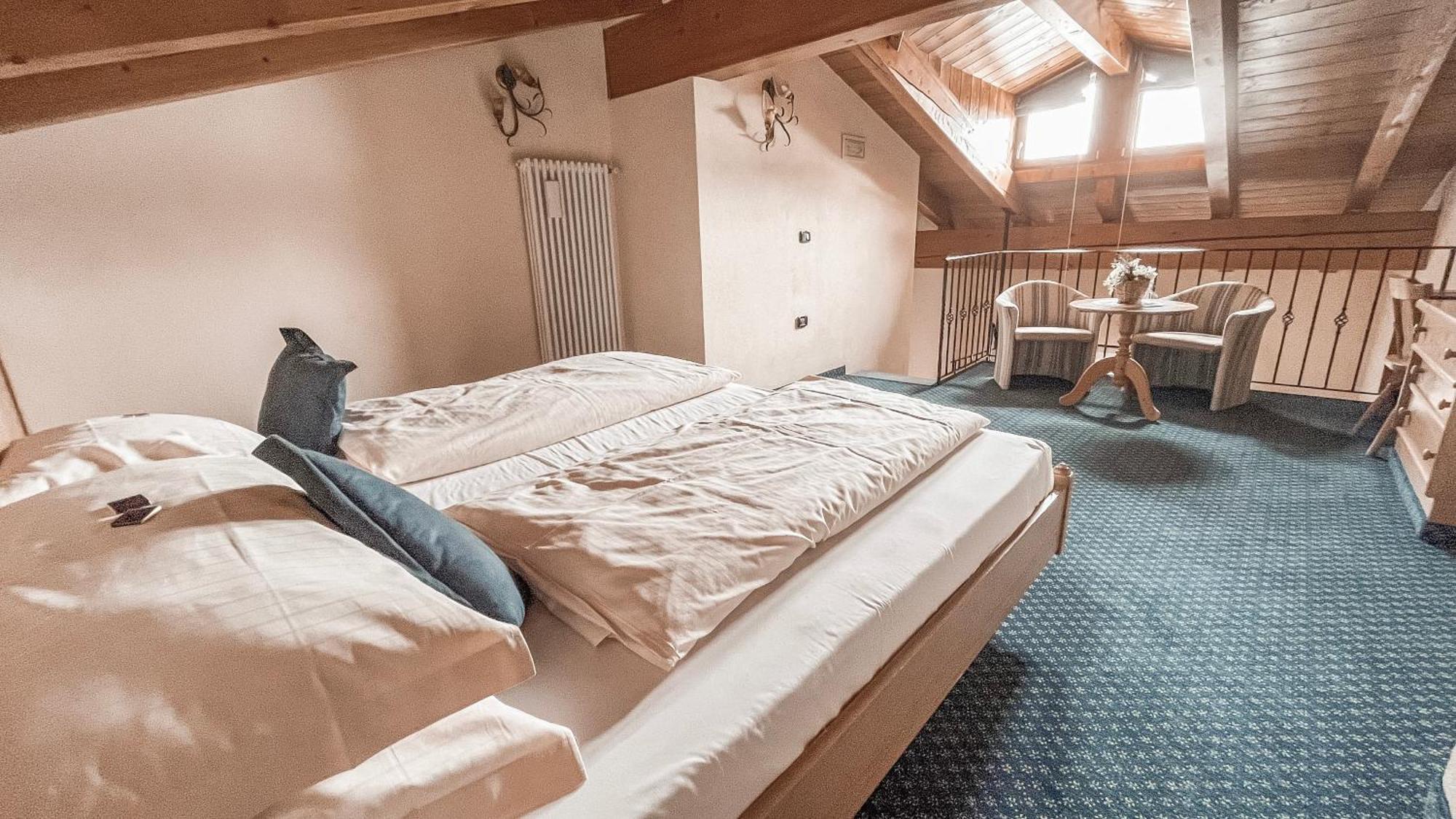 Hotel Flora Лівіньо Екстер'єр фото