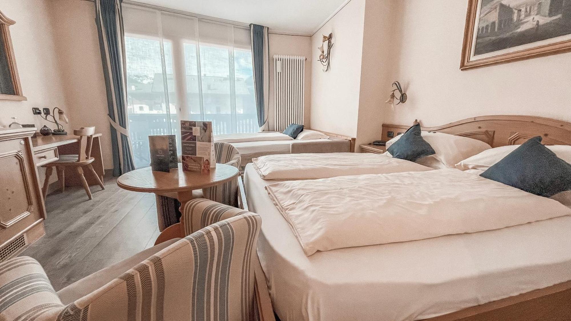 Hotel Flora Лівіньо Екстер'єр фото